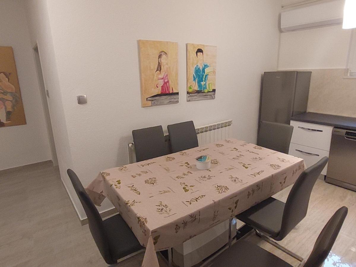 Apartman Miro Sibenik Bagian luar foto